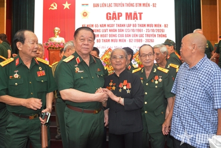 Meeting marks 65th foundation anniversary of Staff of Southern Theater